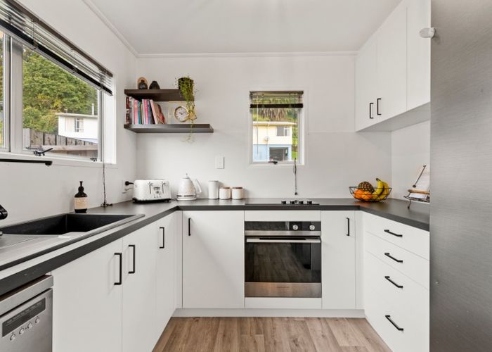  at 28 Dingadee Street, Welcome Bay, Tauranga