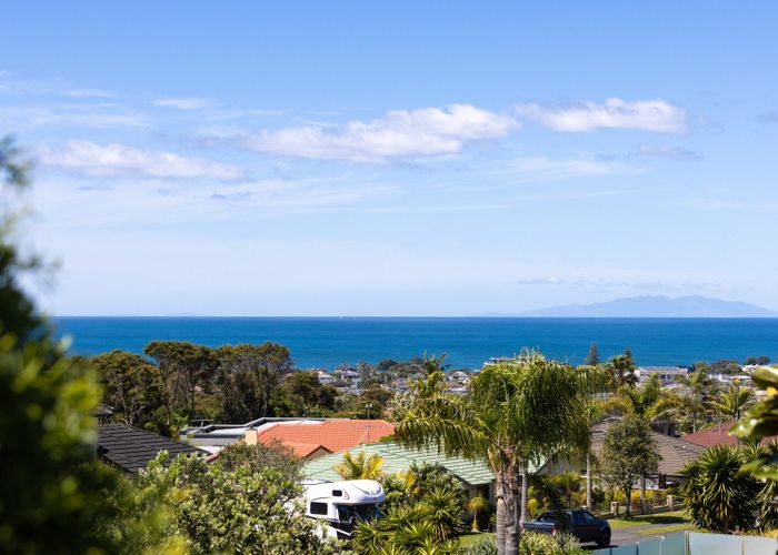  at 4 Manhattan Rise, Orewa, Rodney, Auckland