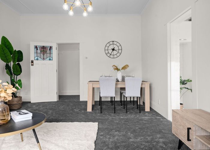  at 8 Pembroke Lane, Hamilton Lake, Hamilton, Waikato