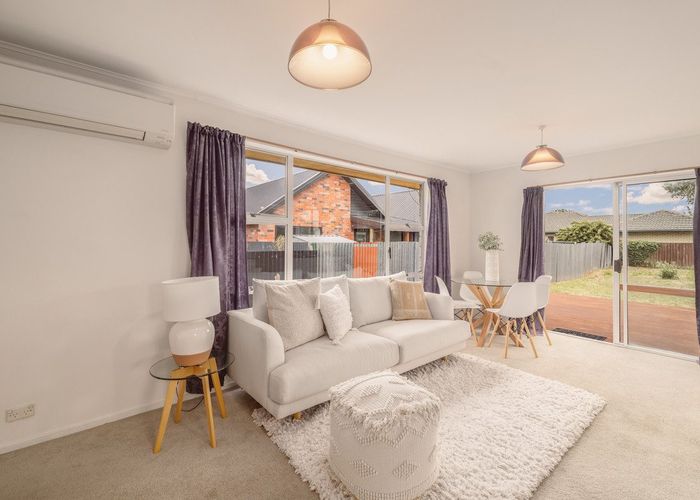  at 2/25 Sylvia Street, Parklands, Christchurch