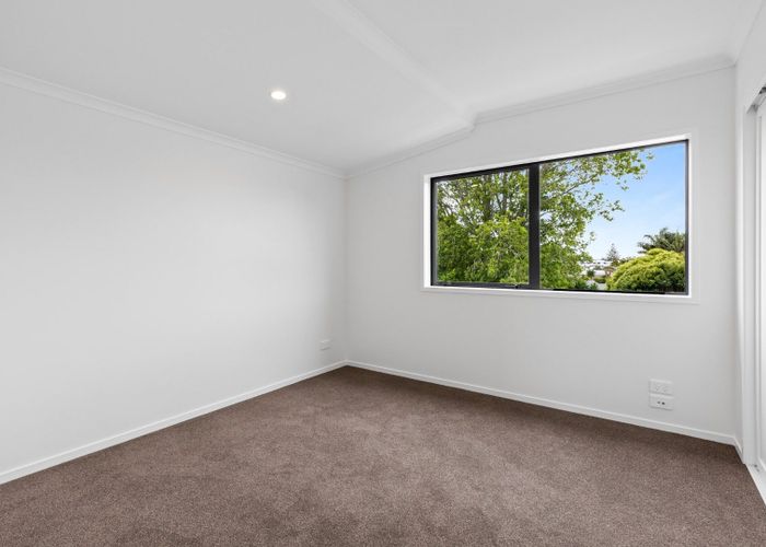  at 500F Te Atatu Road, Te Atatu Peninsula, Waitakere City, Auckland