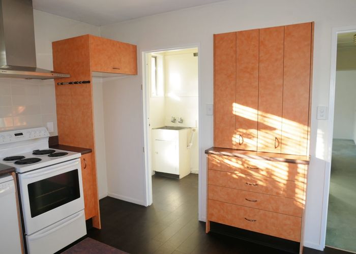  at 2/49 Chichester St, Woolston, Christchurch City, Canterbury