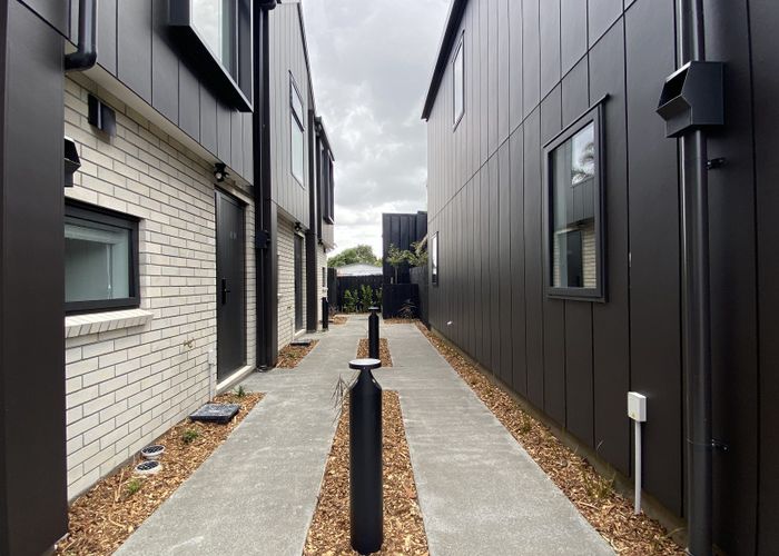  at 5/109 Taikata Road, Te Atatu Peninsula, Waitakere City, Auckland