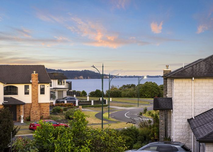  at 35 Waimanu Bay Drive, Te Atatu Peninsula, Waitakere City, Auckland