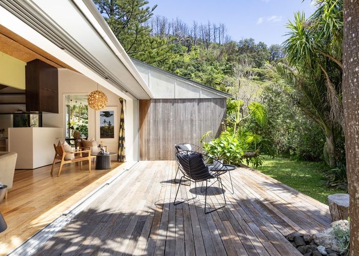  at 34 Karekare Road, Karekare, Waitakere City, Auckland