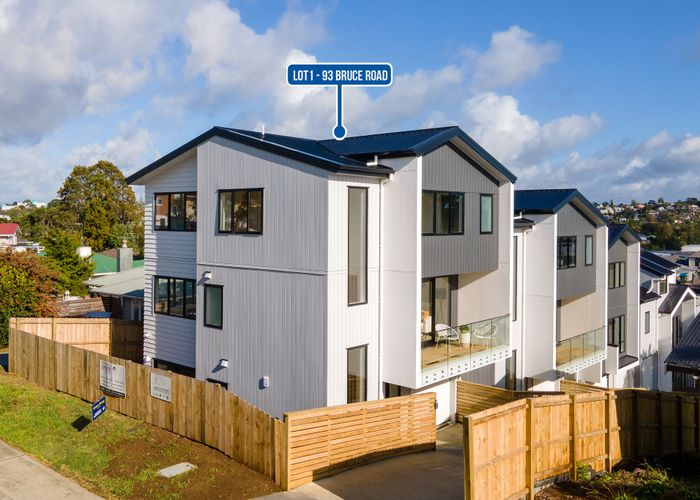  at 93A,B,C,D Bruce Road, Glenfield, North Shore City, Auckland