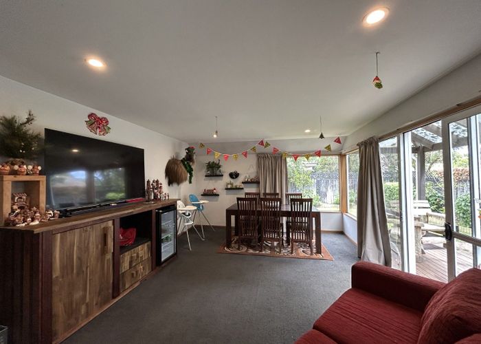  at 2/144A Yaldhurst Road, Sockburn, Christchurch City, Canterbury