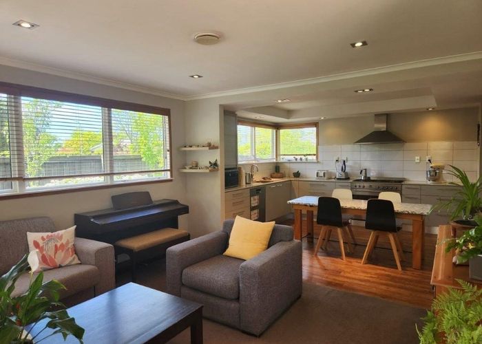  at 1 Burrows Place, Ilam, Christchurch City, Canterbury