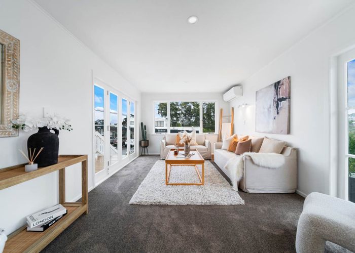  at 15 Tonkin Drive, Sunnynook, North Shore City, Auckland