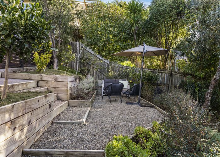  at 2/139 Rangatira Road, Beach Haven, Auckland