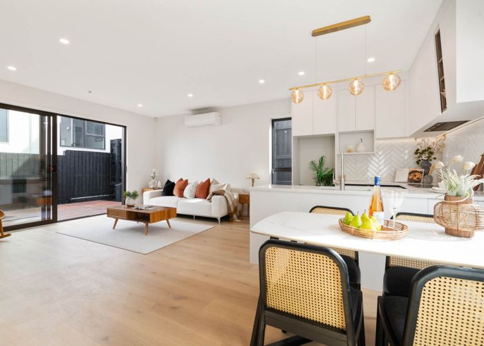  at 94 Takutai Avenue, Half Moon Bay, Manukau City, Auckland