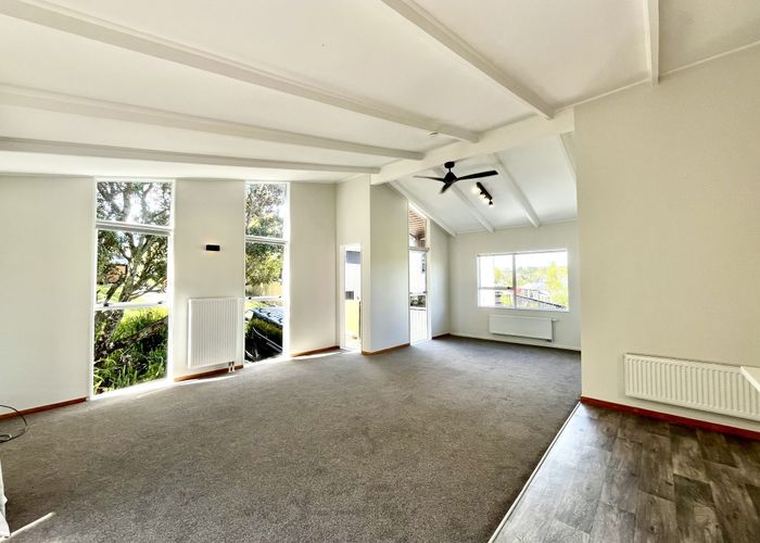  at 25 Geoffrey Road, Torbay, Auckland
