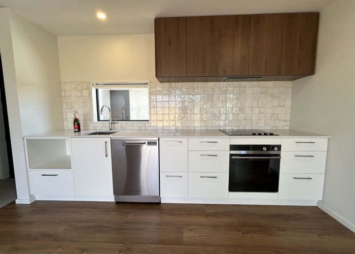  at 10/527 Hereford Street, Linwood, Christchurch City, Canterbury