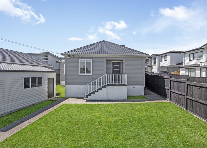  at 39 Bremner Avenue, Mount Roskill, Auckland