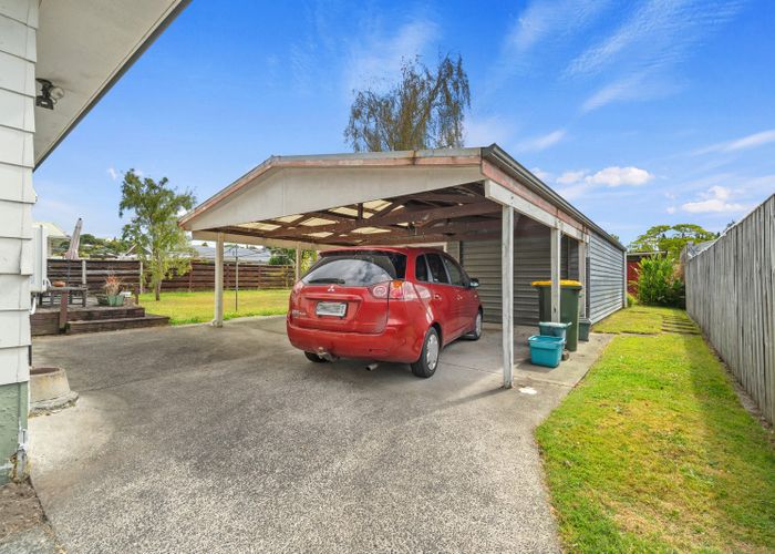  at 74 Aberdeen Drive, Dinsdale, Hamilton