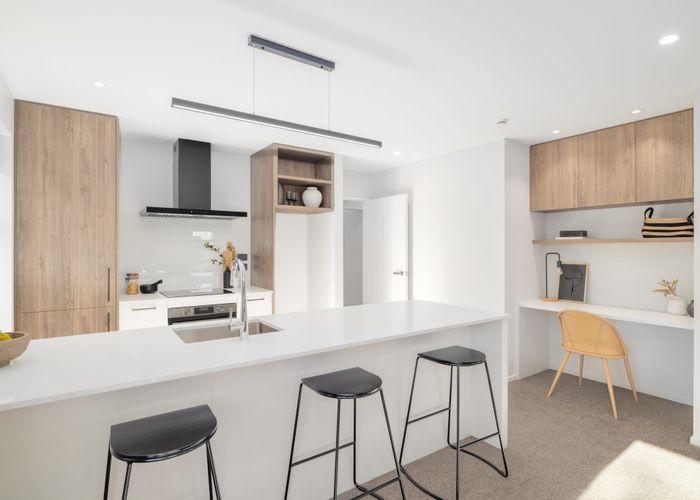  at 8c Wychwood Crescent, Bishopdale, Christchurch City, Canterbury