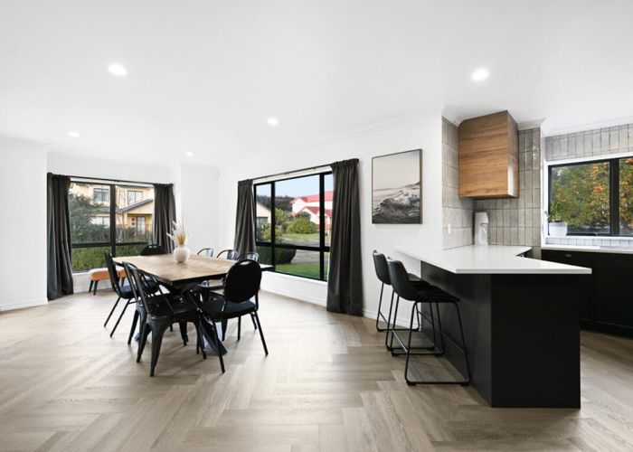  at 21 Nielsen Gardens, Rototuna, Hamilton, Waikato