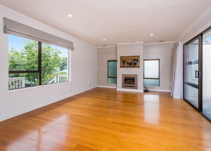  at 48 John Downs Drive, Browns Bay, North Shore City, Auckland