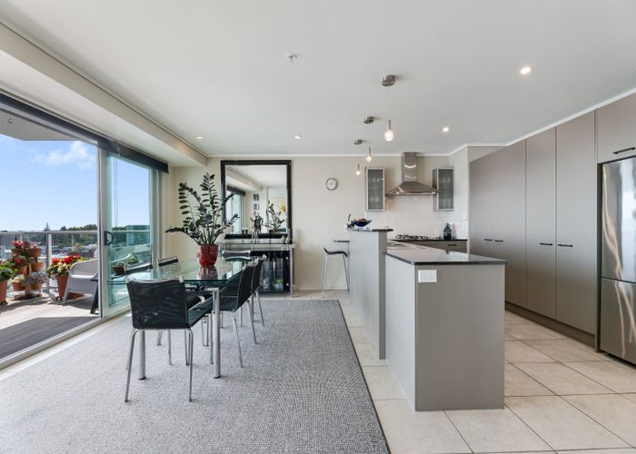  at 1501/72 Devonport Road, City Centre, Tauranga, Bay Of Plenty