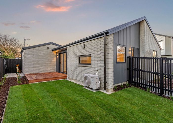  at 1/93 Wildberry Street, Woolston, Christchurch City, Canterbury