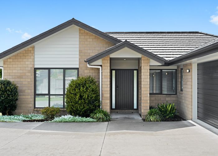  at 6 Sylvester Crescent, Flagstaff, Hamilton, Waikato