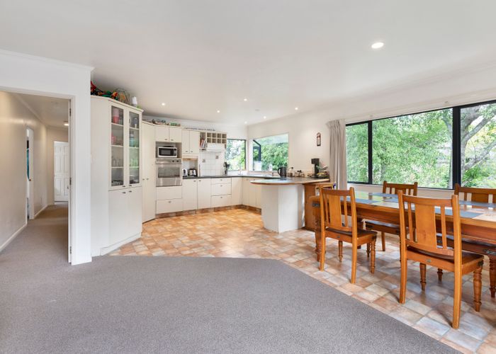  at 2/33 Ladies Mile, Remuera, Auckland