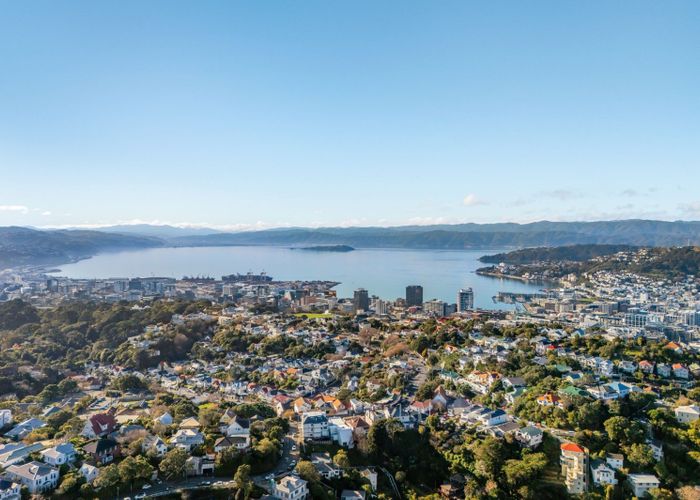  at 4 Norna Crescent, Kelburn, Wellington