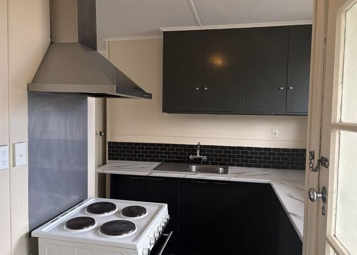  at 3/806 Lyell Street, Akina, Hastings, Hawke's Bay