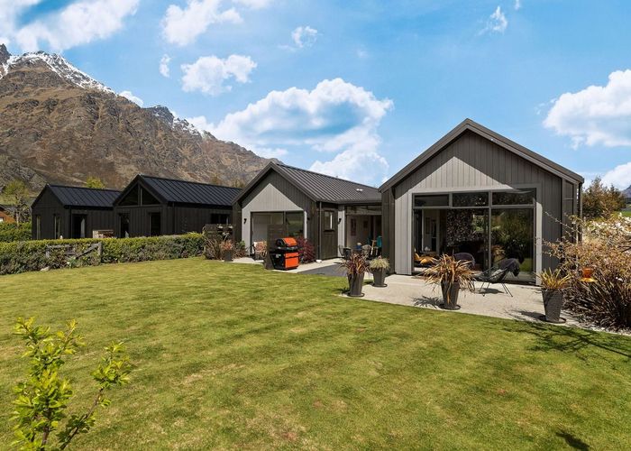  at 2 Caithness Court, Jacks Point, Queenstown-Lakes, Otago