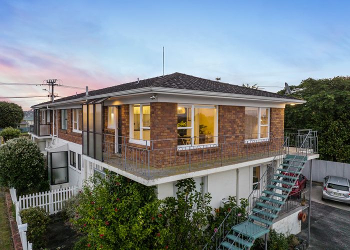  at 4/49 Western Springs Road, Western Springs, Auckland