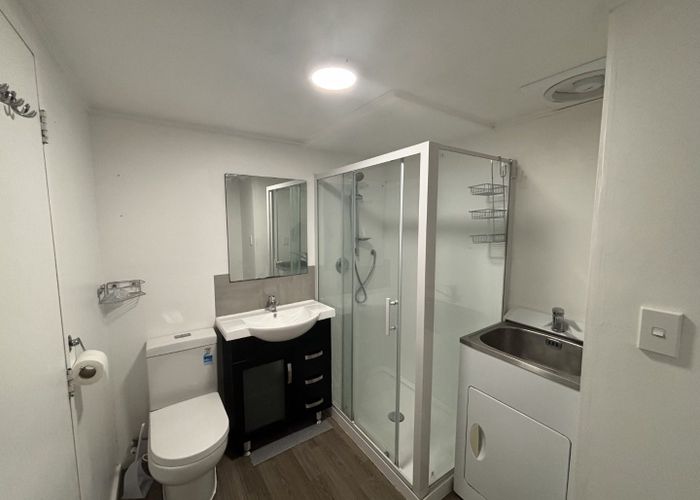  at 4/41 Barber Grove, Moera, Lower Hutt, Wellington