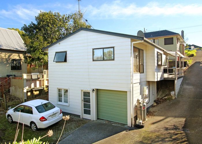  at 10A White Swan Road, Mount Roskill, Auckland City, Auckland