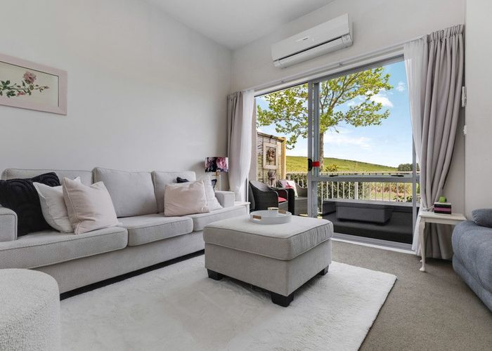  at 45/7 Kelvin Hart Drive, East Tamaki, Manukau City, Auckland