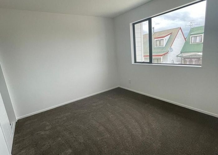  at 5/29 Buckingham Crescent, Manukau, Manukau City, Auckland