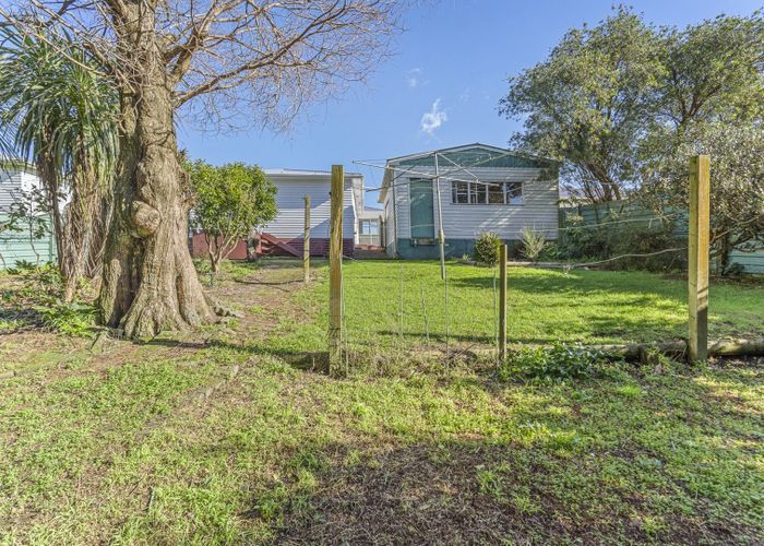  at 56 Banks Street, Marfell, New Plymouth, Taranaki