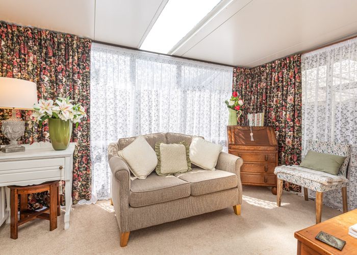  at 2/42 Harker Street, Spreydon, Christchurch City, Canterbury