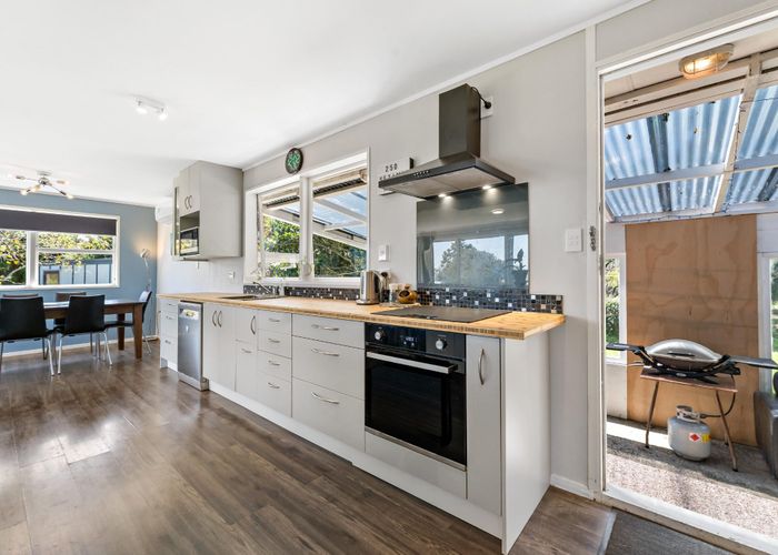  at 250 Settlement Road, Papakura, Papakura, Auckland