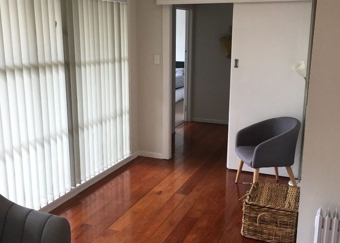  at 87a Rosedale Rd, Pinehill, North Shore City, Auckland