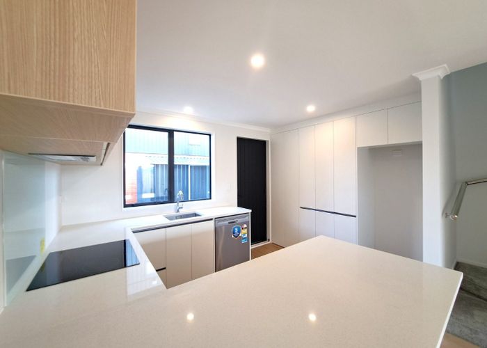  at 2/46 Normandy Place, Henderson, Waitakere City, Auckland