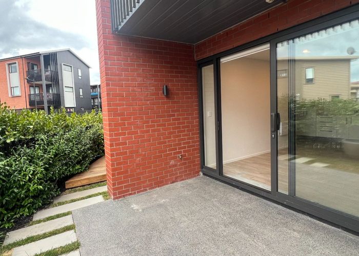  at G09/10 Awataha Drive, Northcote, Auckland