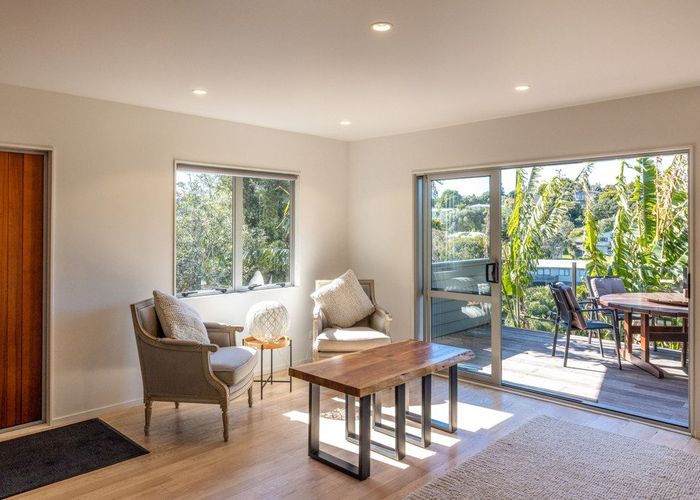  at 20 Wellington Road, Surfdale, Waiheke Island, Auckland