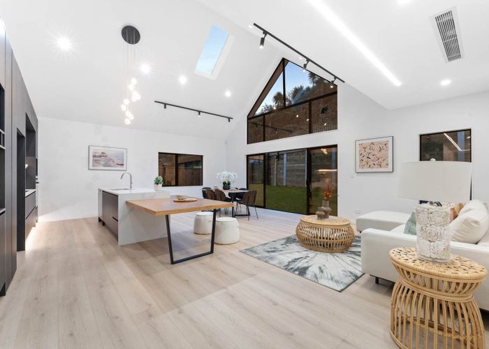  at 32 Streamview Way, Long Bay, North Shore City, Auckland