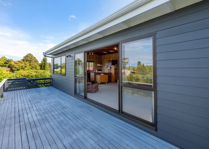  at 27 Kaiuru Avenue, Pukawa Bay, Tūrangi