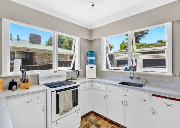  at 2 Bowen Street, Levin, Levin