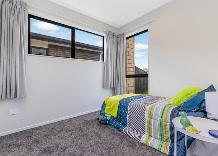  at 19 Farmland Road, Papakura, Papakura