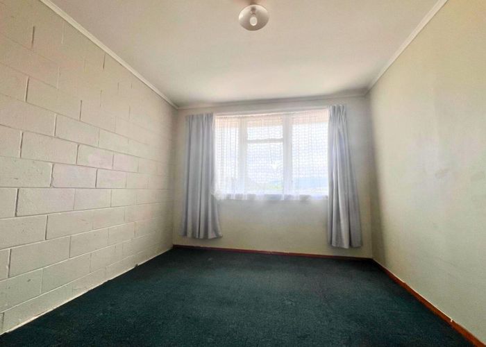  at 7 Hazard Grove, Cannons Creek, Porirua, Wellington