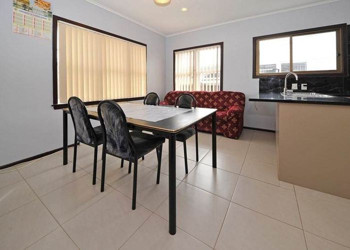  at 9 Charles Street, Papatoetoe, Manukau City, Auckland