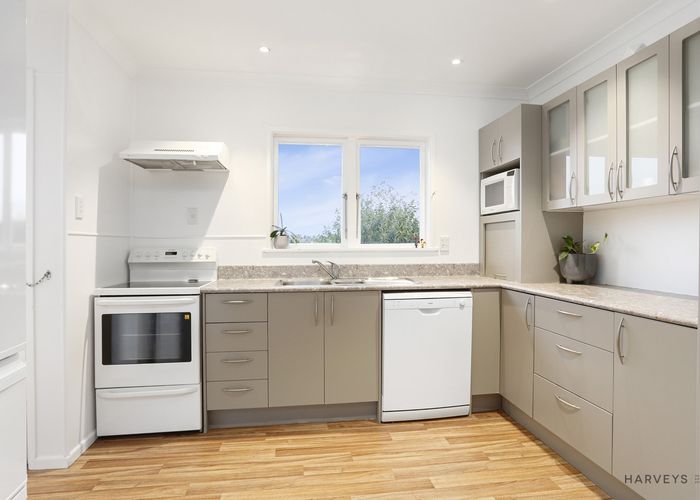  at 18 Hilling Street, Titirangi, Auckland