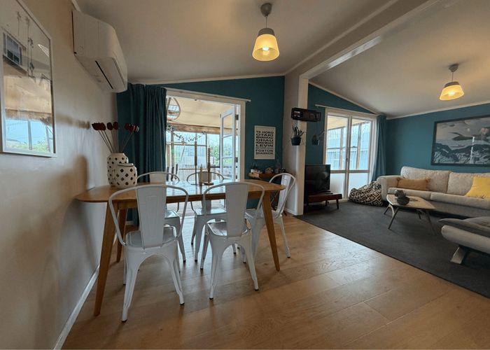  at 84 Rua Avenue, Waitarere Beach, Levin