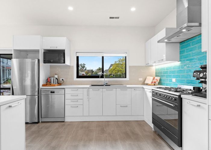  at 21A Chelsea Place, Chartwell, Hamilton